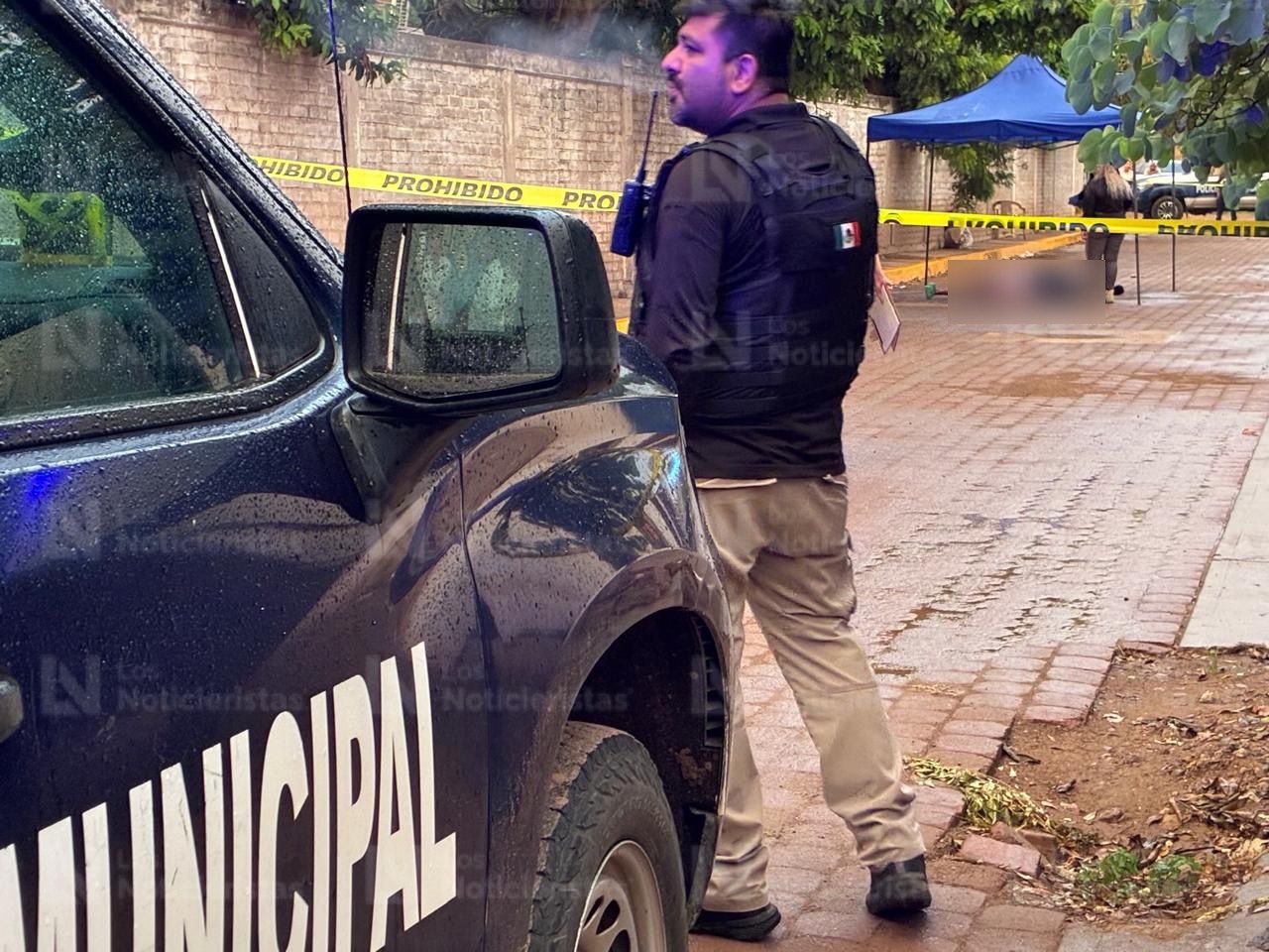 Ejecutan a un hombre frente a la secundaria técnica #22 de San Pedro, Navolato, Sinaloa
