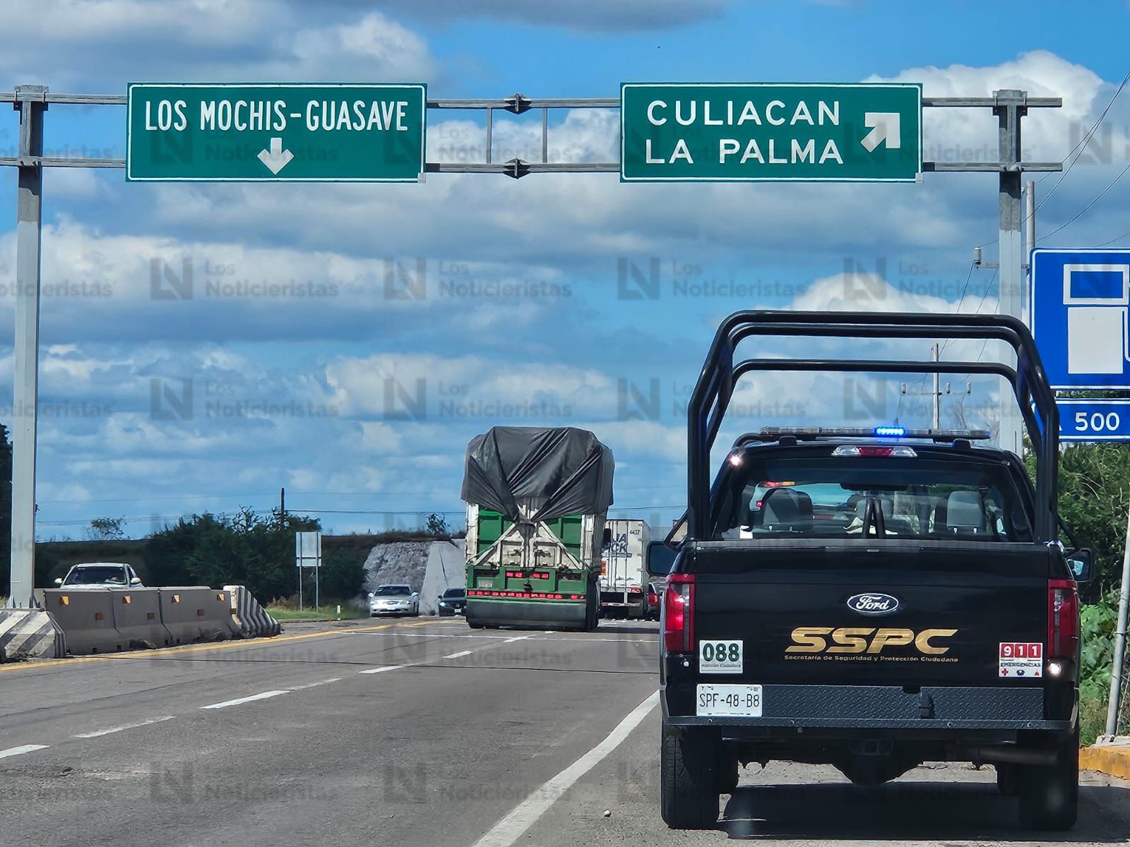 Enfrentamiento en la Costera en Navolato