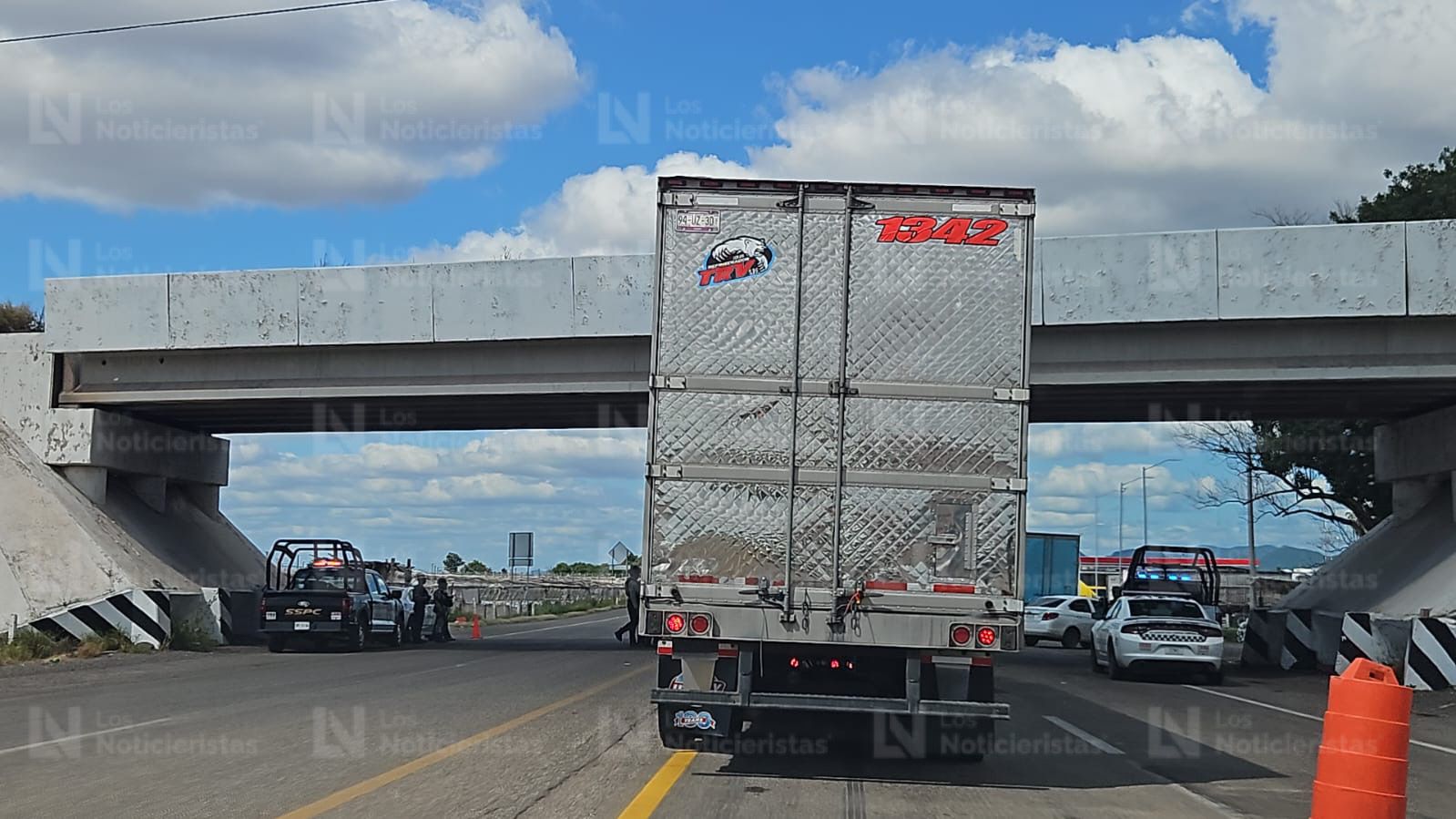 Enfrentamiento en la Costera en Navolato