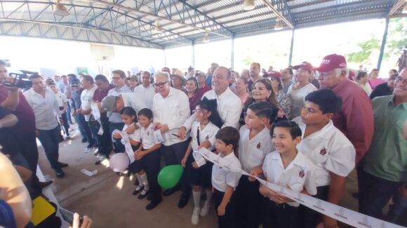 Entrega el gobernador de Sinaloa, Ruben Rocha, 22 obras con Sentido Social del Plan Sinaloa con inversión de más de 42 millones de pesos en Los Mochis