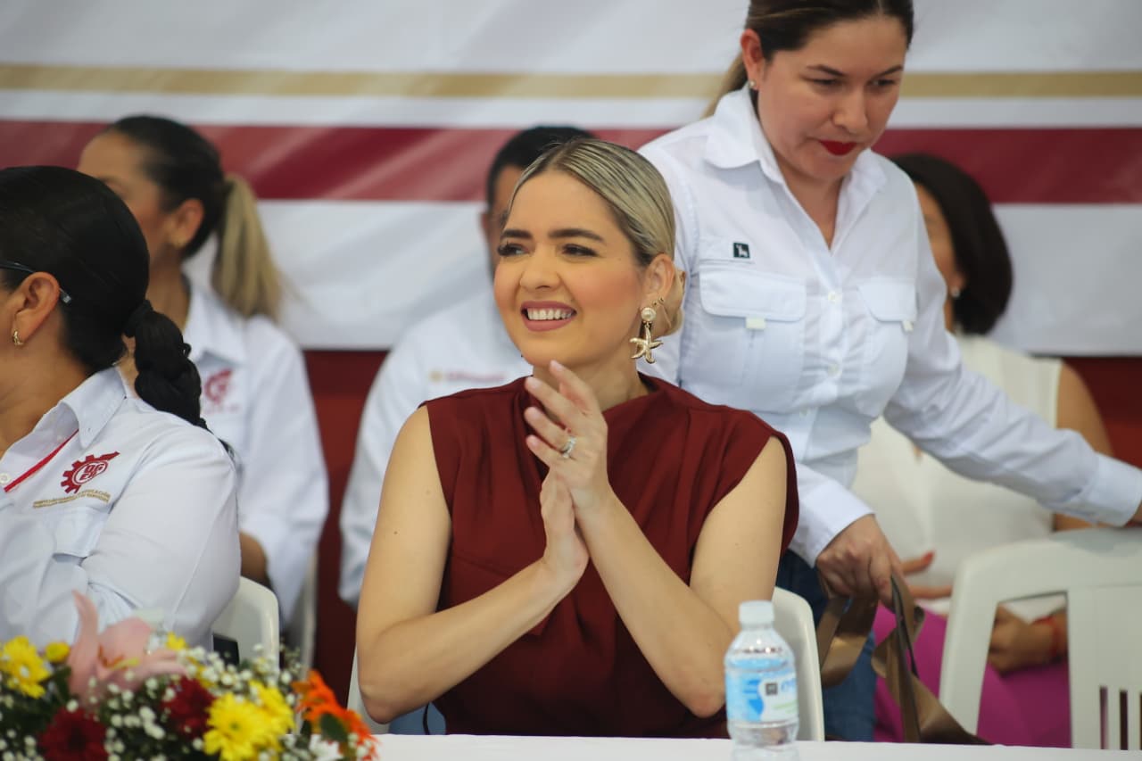 Estrella Palacios inaugura Encuentro Estatal Deportivo DGETI