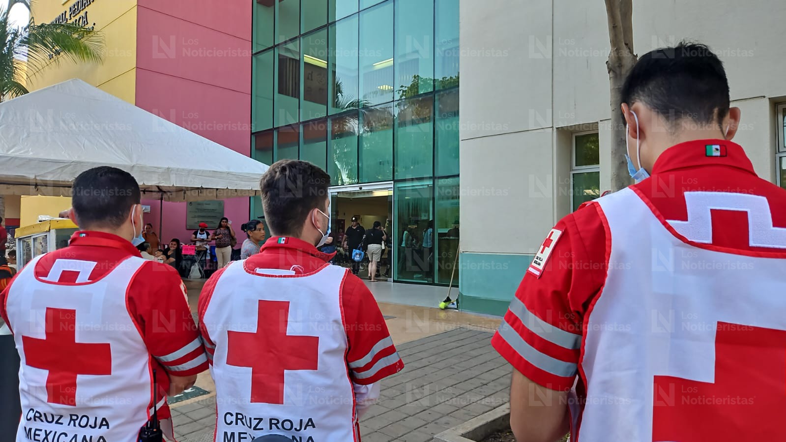 Evacuación en el Hospital Pediátrico de Sinaloa