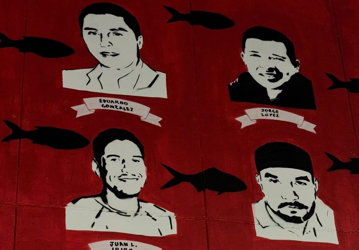 Hasta Encontrarles, pintan mural en Mazatlán, Sinaloa, con los rostros de 29 desaparecidos