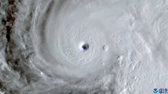 Huracán “Melissa” azota Jamaica como categoría 5; hay daños catastróficos y siete muertos en el Caribe