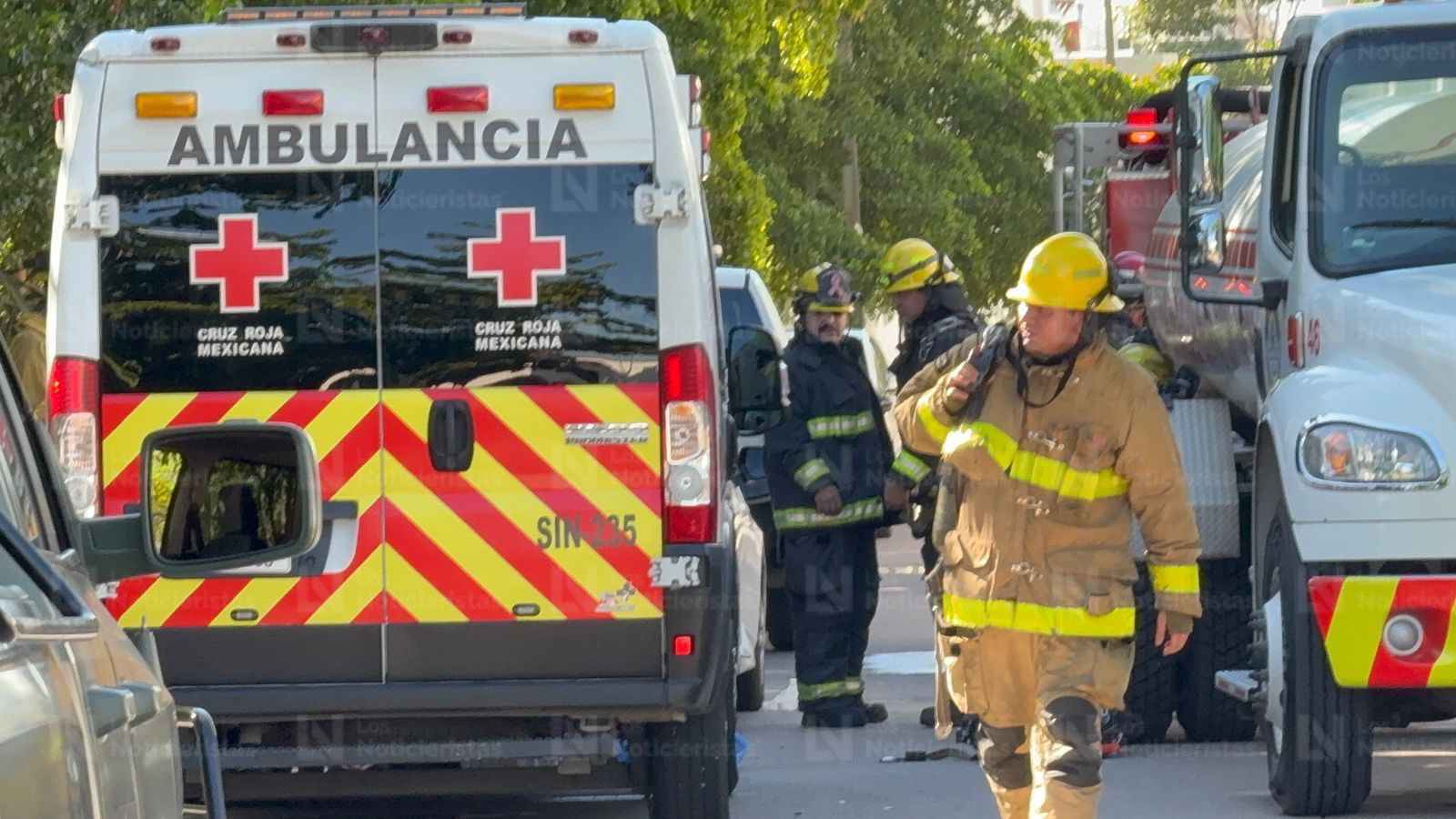 Incendio en vivienda genera movilización de cuerpos de emergencia en el sector Tres Ríos de Culiacán