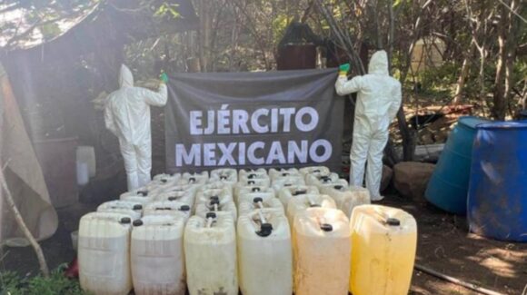 Inhabilitan laboratorio clandestino en Michoacán; golpe de más de 3 mil mdp al crimen organizado