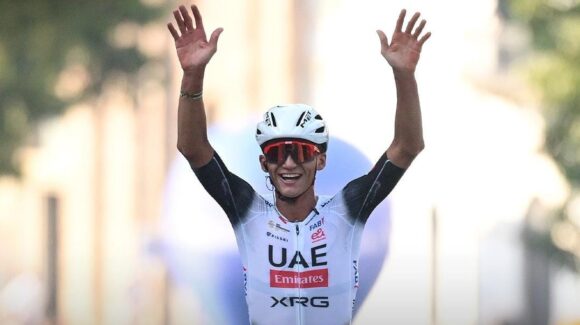 Isaac del Toro conquista el Giro del Véneto para cerrar su temporada 2025