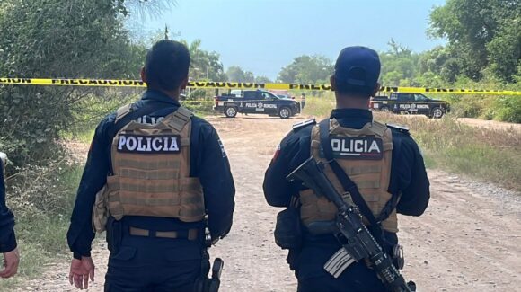 Por el rodado de las llantas, policías de Guasave, Sinaloa, encontraron cadáver de  María de Los Ángeles; su familia la identificó