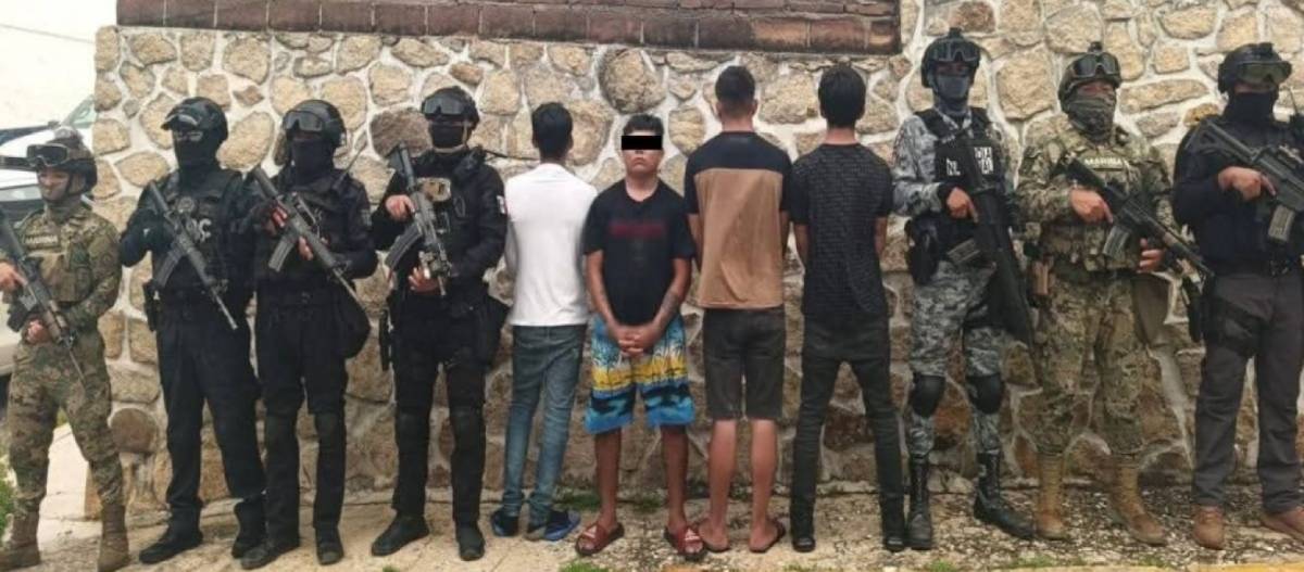 Marina detiene a cuatro presuntos miembros de Los Rusos en Acapulco