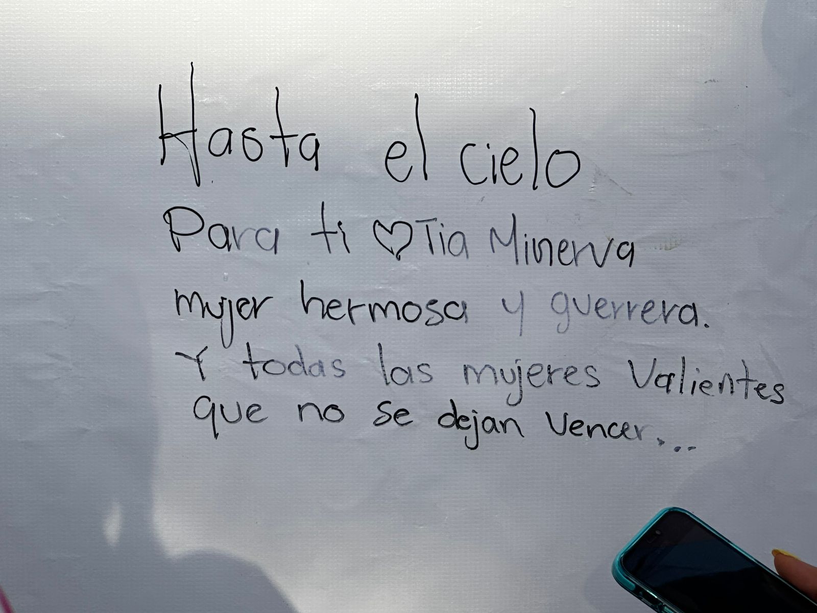 Mayra corre por su tia Minerva