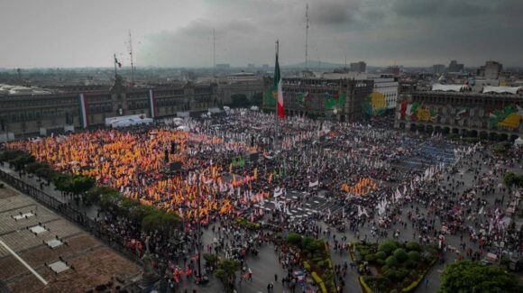 Claudia Sheinbaum rinde cuentas en el Zócalo por su primer año de gobierno y cierre de gira “La Transformación Avanza”
