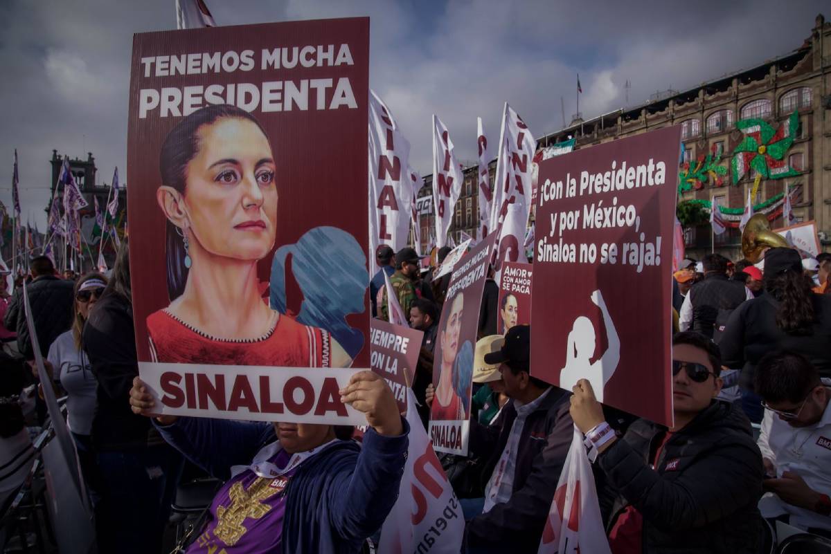 Miles de sinaloenses acompañan a Claudia Sheinbaum en el Zócalo