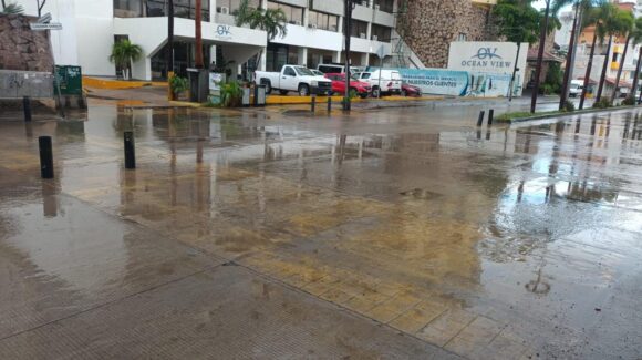 ¡Pasó la prueba! Nuevo cárcamo en Mazatlán, Sinaloa evita inundaciones en Zona Dorada en lluvias de este jueves 16 de octubre