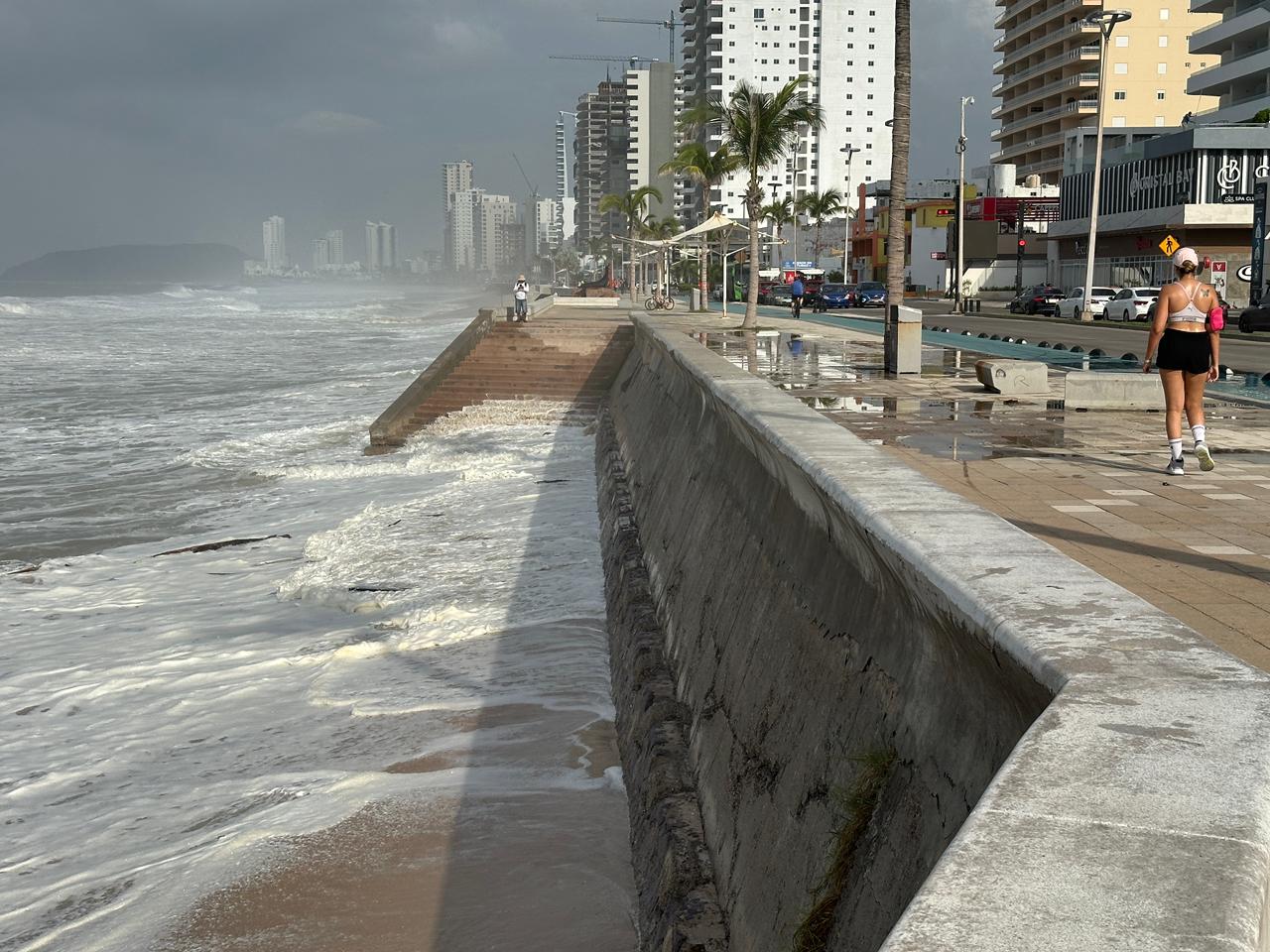 Oleaje Alto en Mazatlán, por fenómeno Priscila