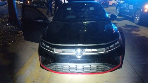 Recuperan un Jetta y una moto robados en Culiacán; uno en Montecarlo y otro en Stanza Toscana