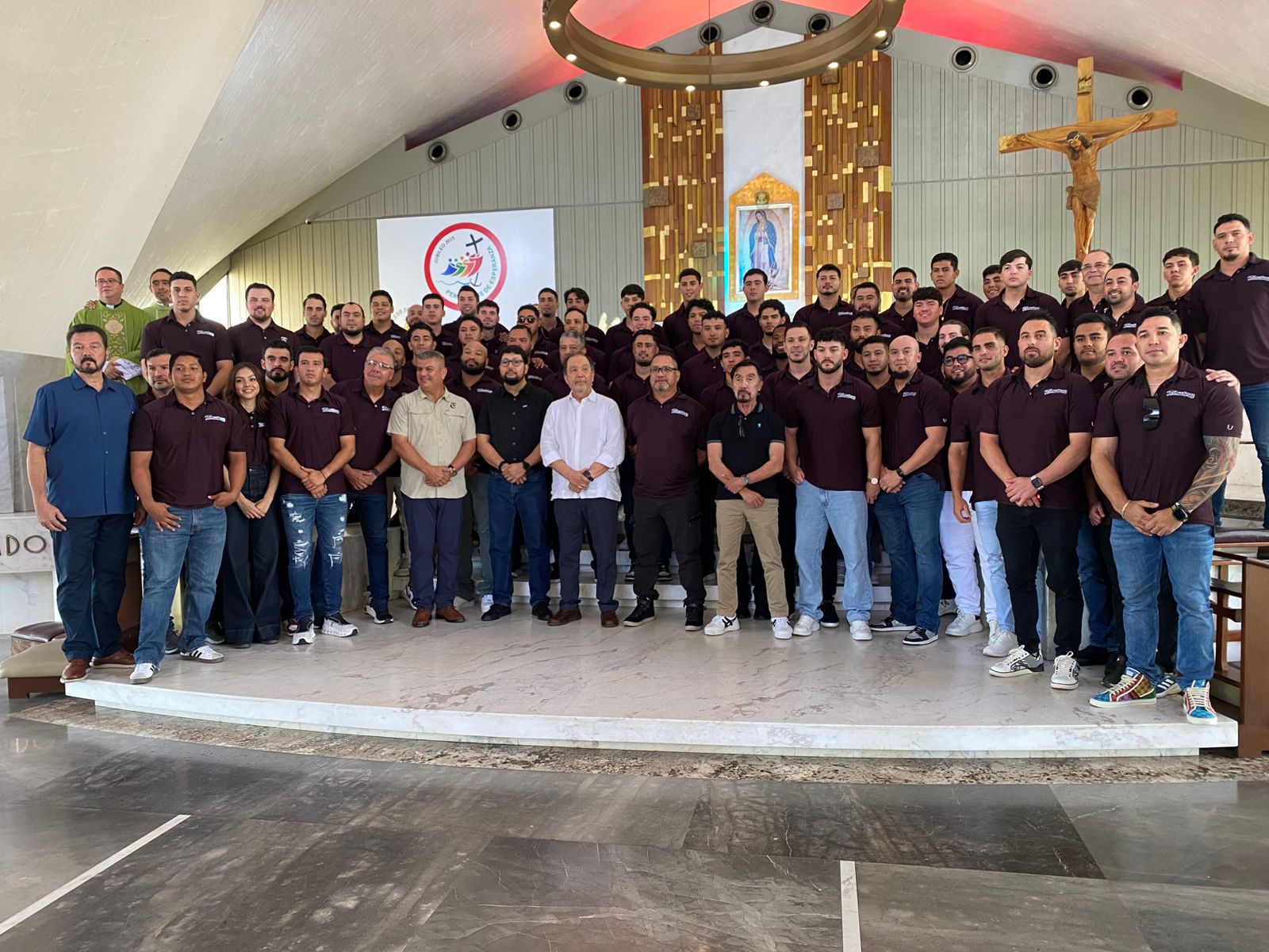 Tomateros de Culiacán celebra su tradicional misa por el inicio de la temporada 2025
