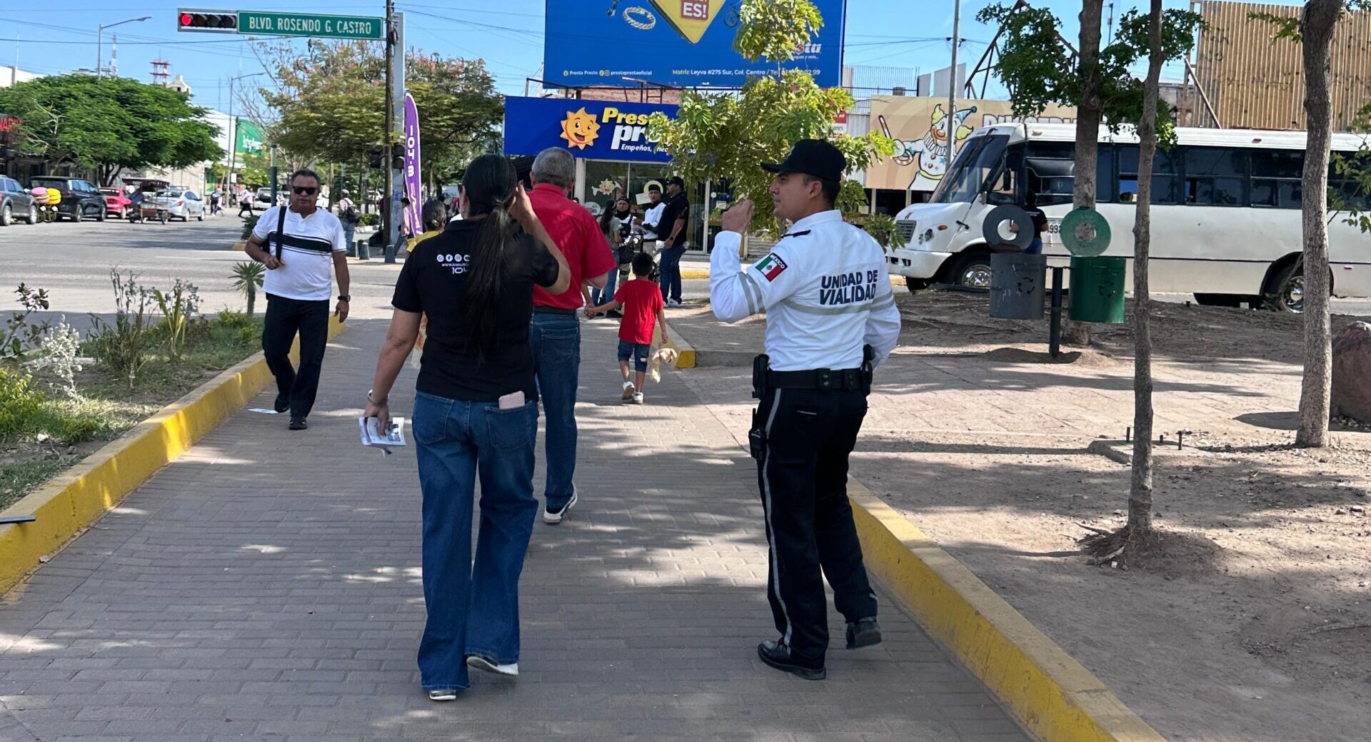 Tránsito de Ahome y Vibra Radio, realizan trabajos de prevención para evitar accidentes viales en ciudad de Los Mochis, Sinaloa