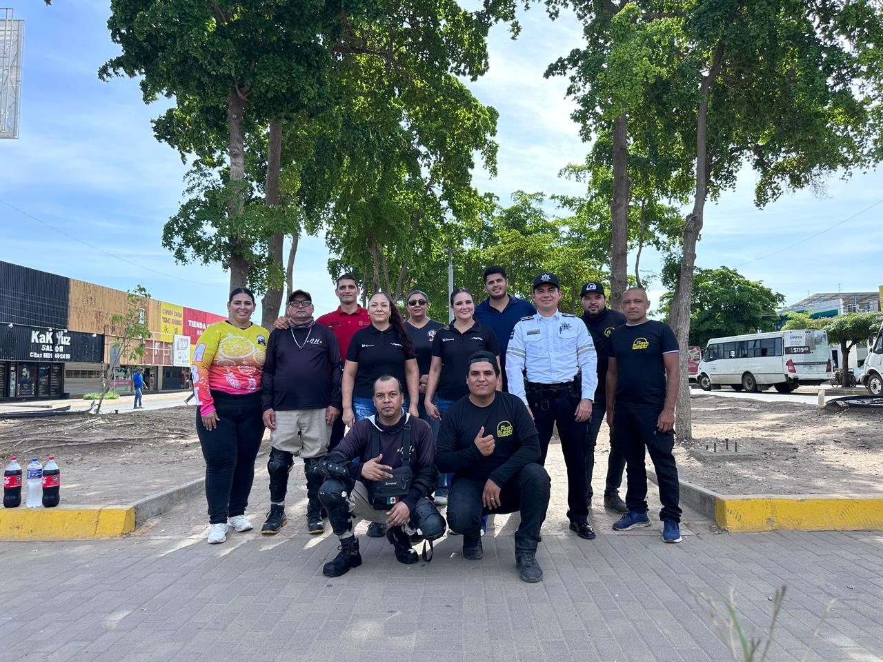 Tránsito de Ahome y Vibra Radio, realizan trabajos de prevención para evitar accidentes viales en ciudad de Los Mochis, Sinaloa