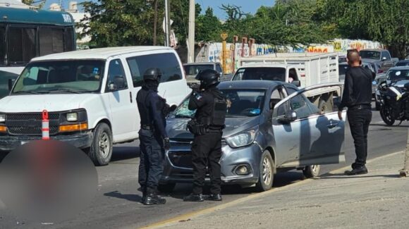 Un sujeto resultó lesionado tras ser atropellado sobre la avenida Luis Colosio Murrieta en Mazatlán, Sinaloa