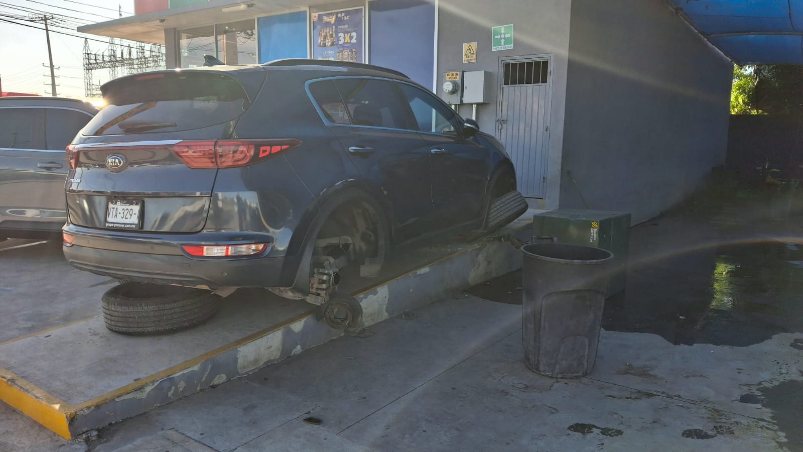 accidente de autolavado en los mochis camioneta