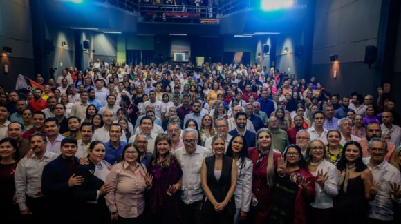 Destaca Rocha Moya el trabajo de los diputados locales en su Primer Informe Legislativo en Mazatlán, Sinaloa