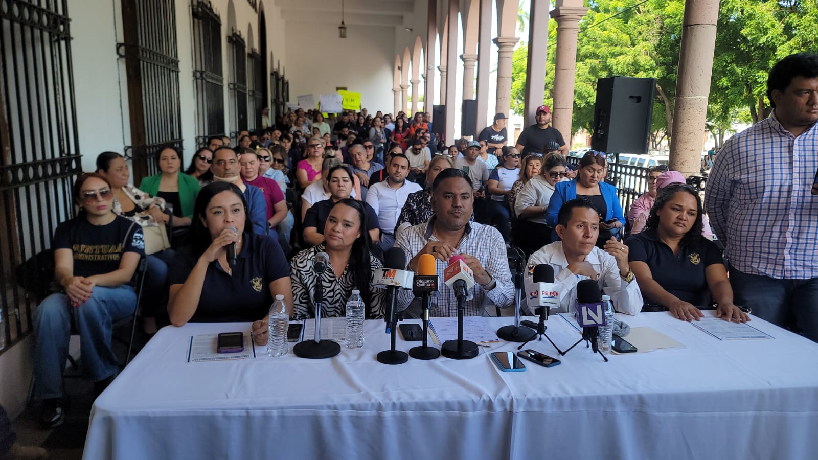 Administrativos de la UAS