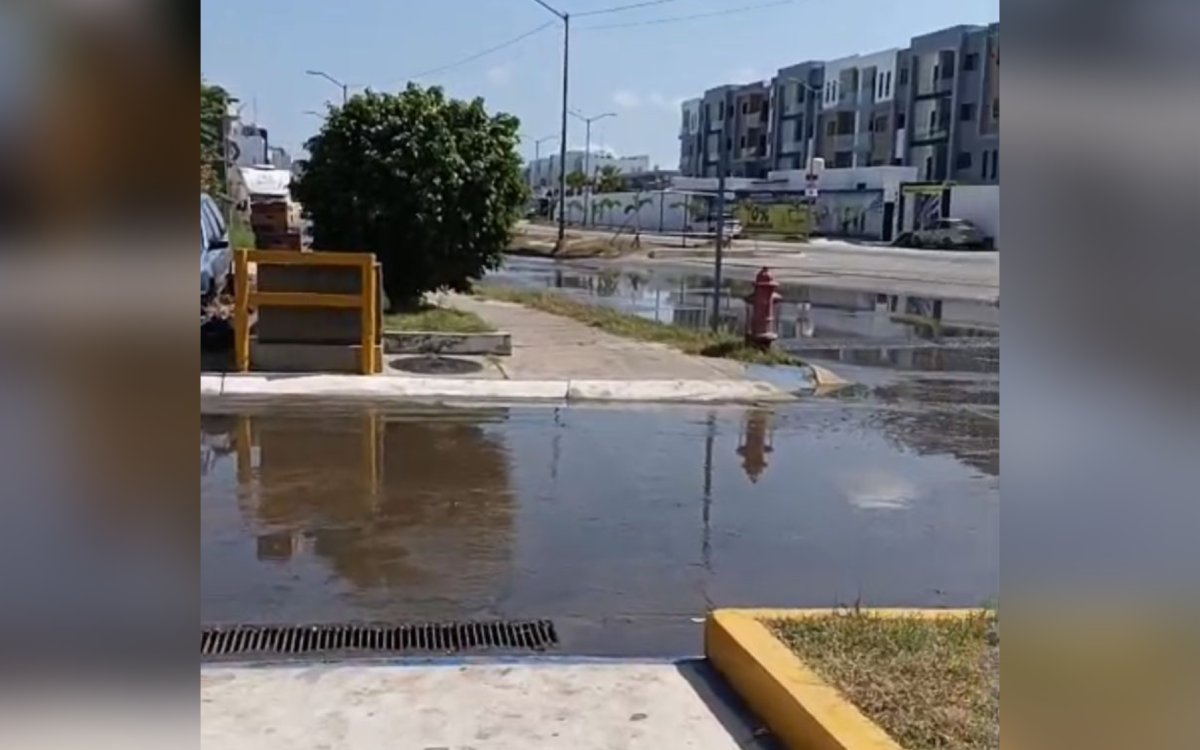 aguas negras desbordándose