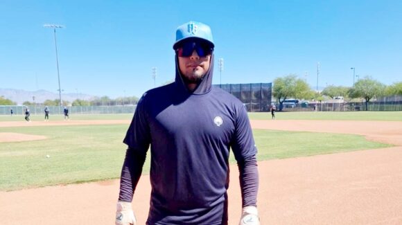 El receptor Alan Espinoza reforzará a Algodoneros de Guasave