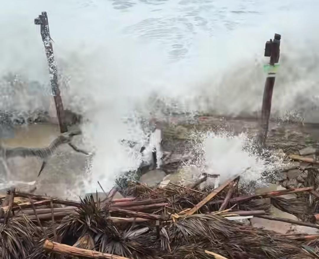 Alto oleaje en Mazatlán