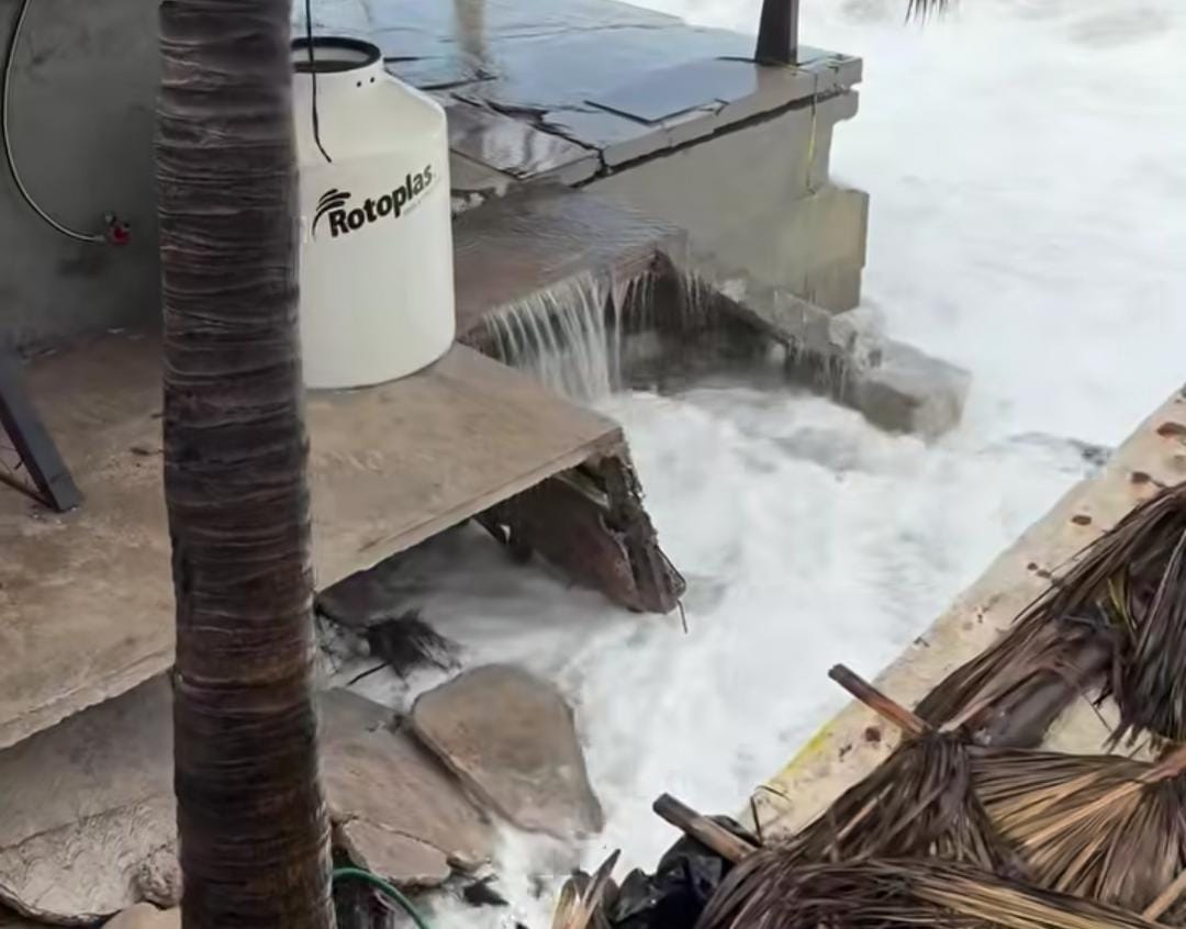 Alto oleaje en Mazatlán