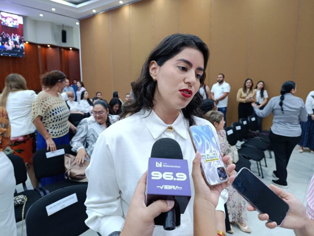 Secretaria de las mujeres en Sinaloa, Ana Francis Chiquete Elizalde