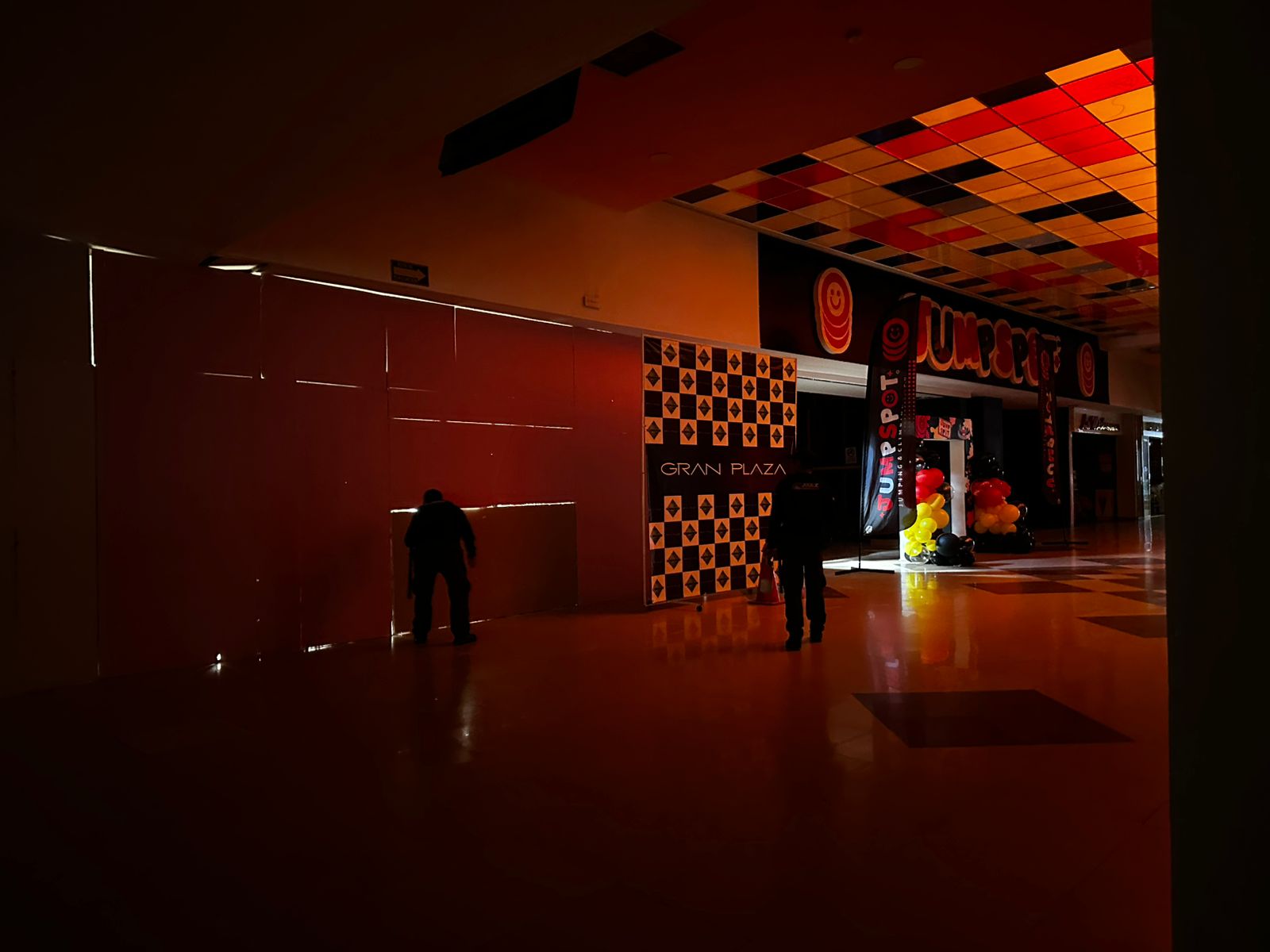 Apagón en La Gran Plaza de Mazatlán