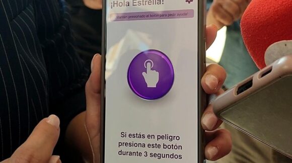 Aclara Estrella Palacios que la app móvil ‘Mujer SeguraMZT’ es una herramienta más al 911