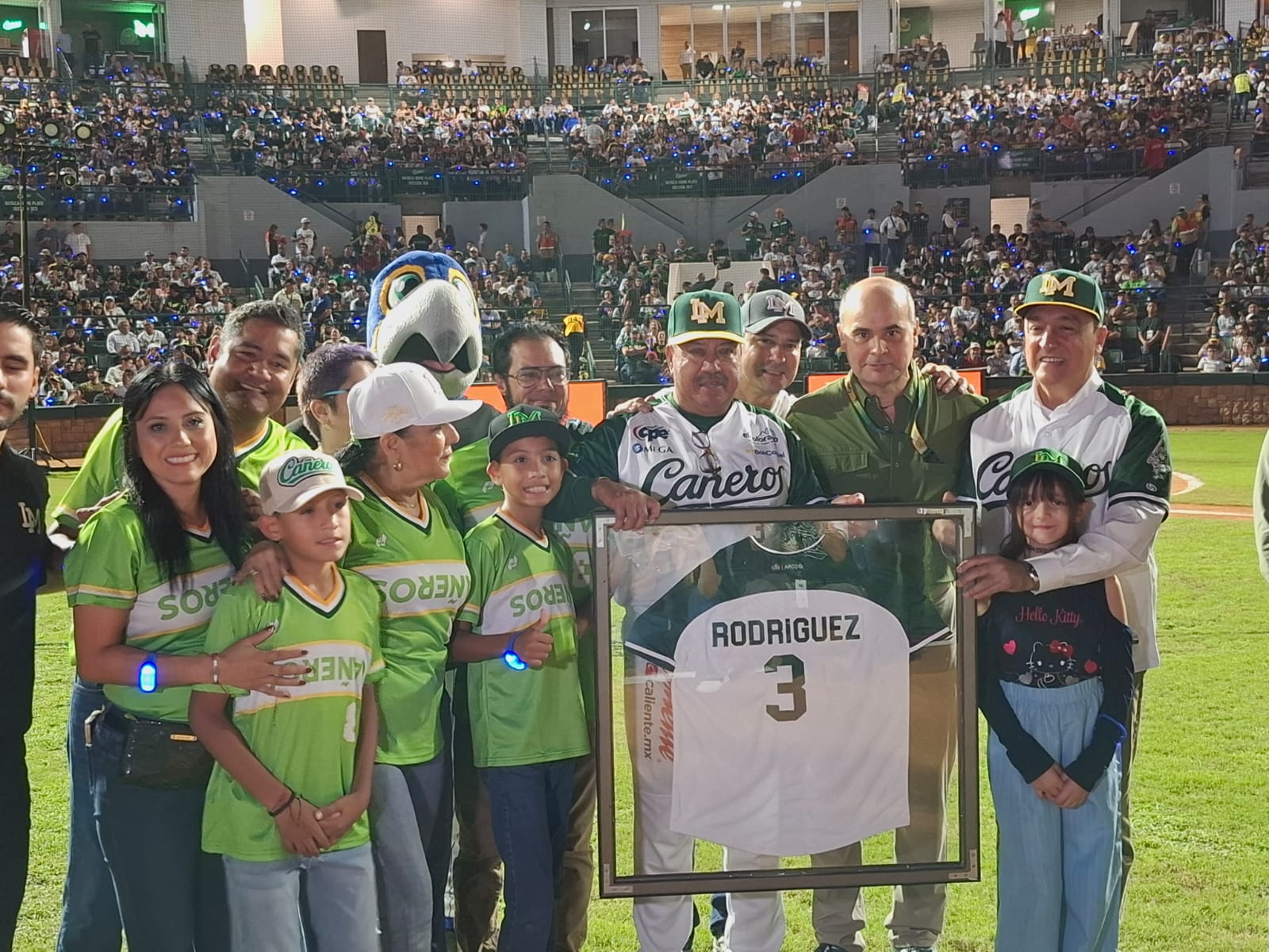 Rinden homenaje a Francisco “Chico” Rodríguez en Los Mochis