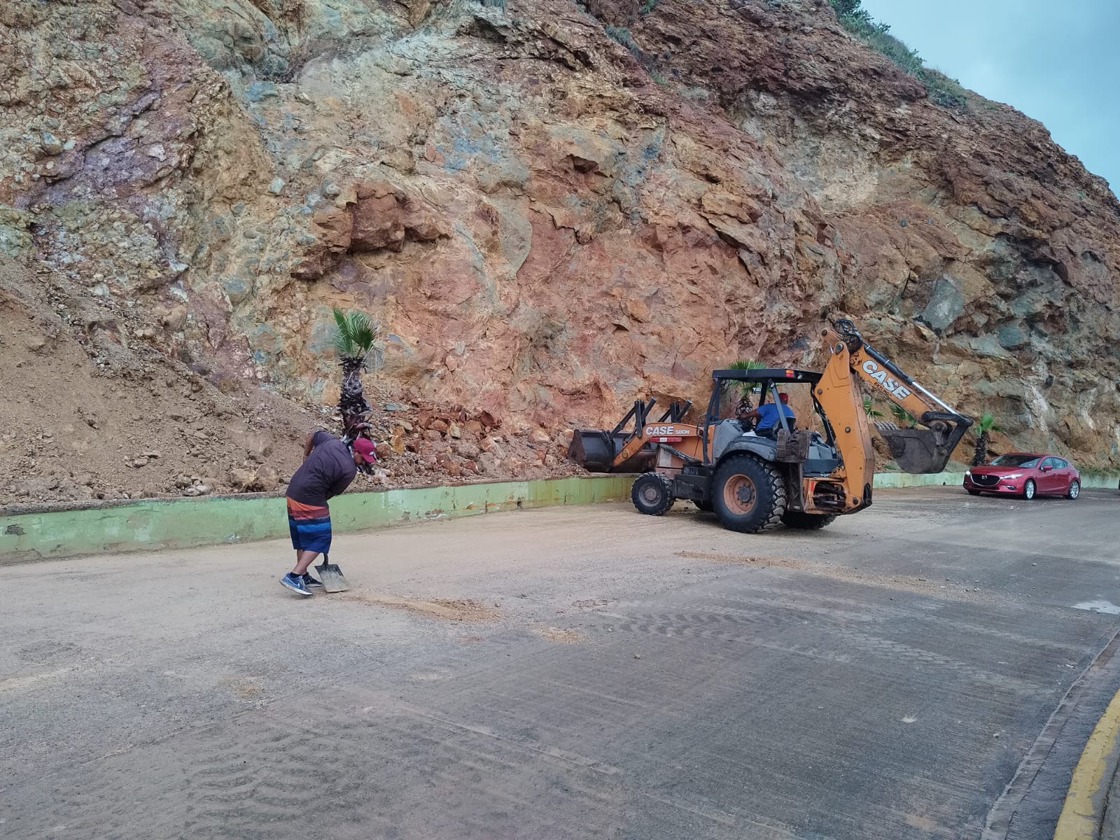 Atienden afectaciones por tormenta Raymond en Mazatlán, Sinaloa