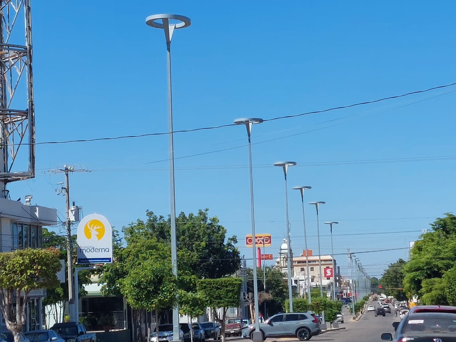 Planean colocar lámparas LED en las principales avenidas de Guamúchil, Sin.