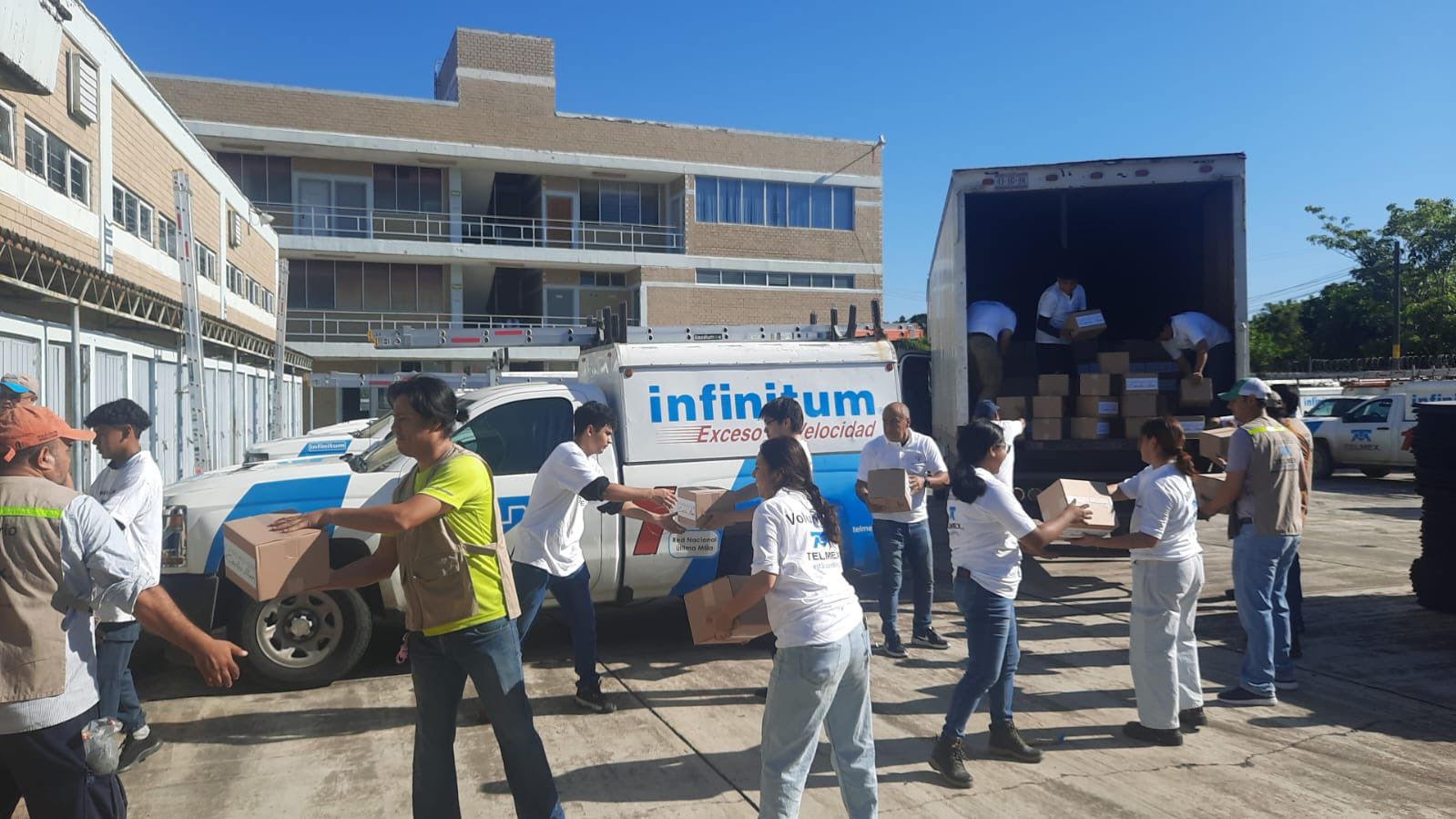 Ayuda humanitaria en Veracruz tras lluvias