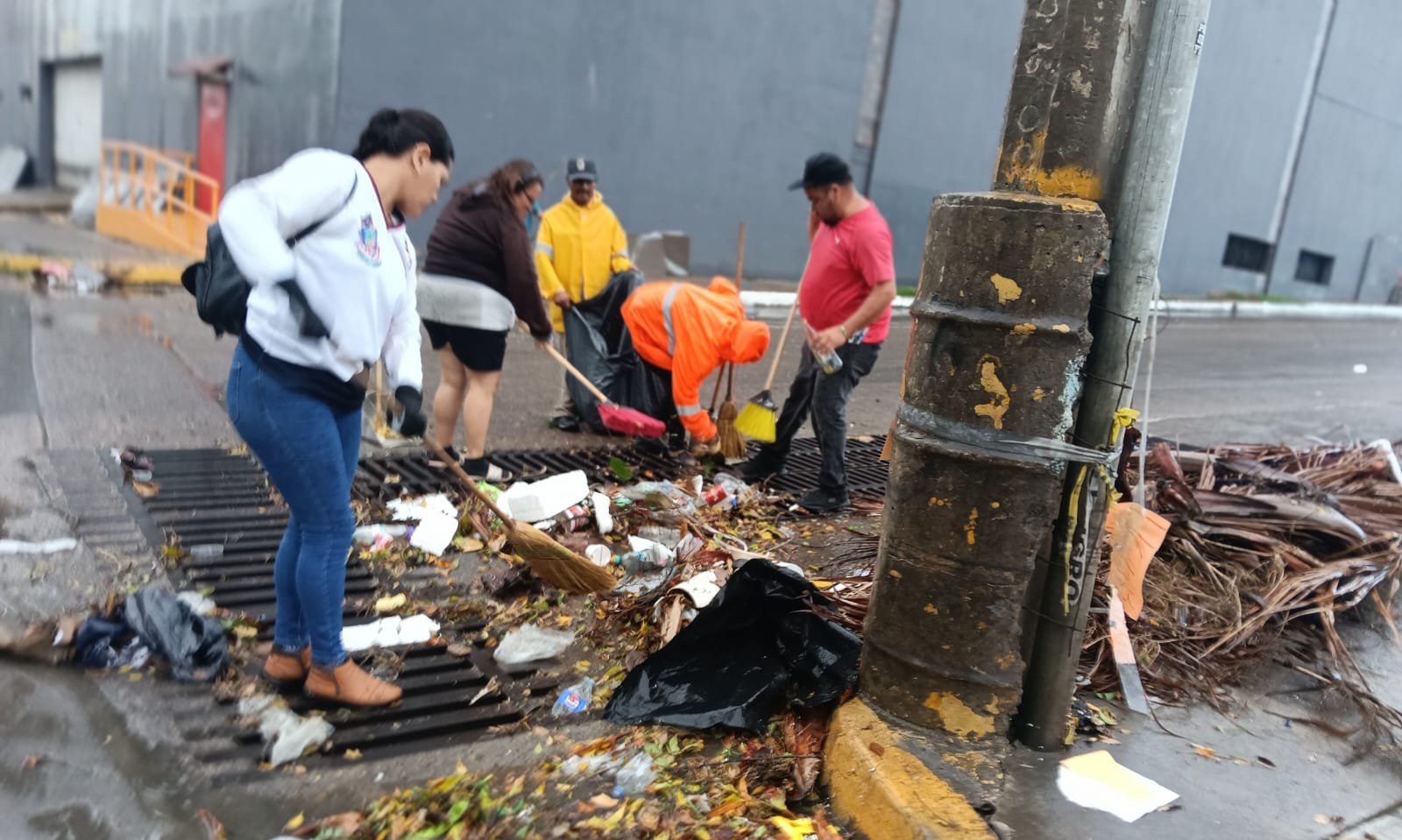 ayuntamiento de mazatlán activa operativo tras fuertes lluvias