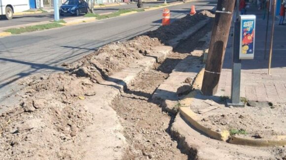 Realizan bacheo en Avenida Juan Carrasco de Mazatlán, Sinaloa; Jumapam pide conducir con precaución