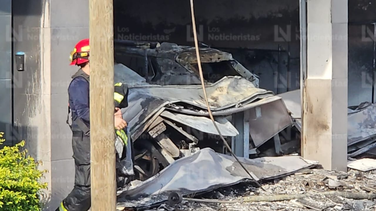 balean dos casas en colonias diferentes de culiacan