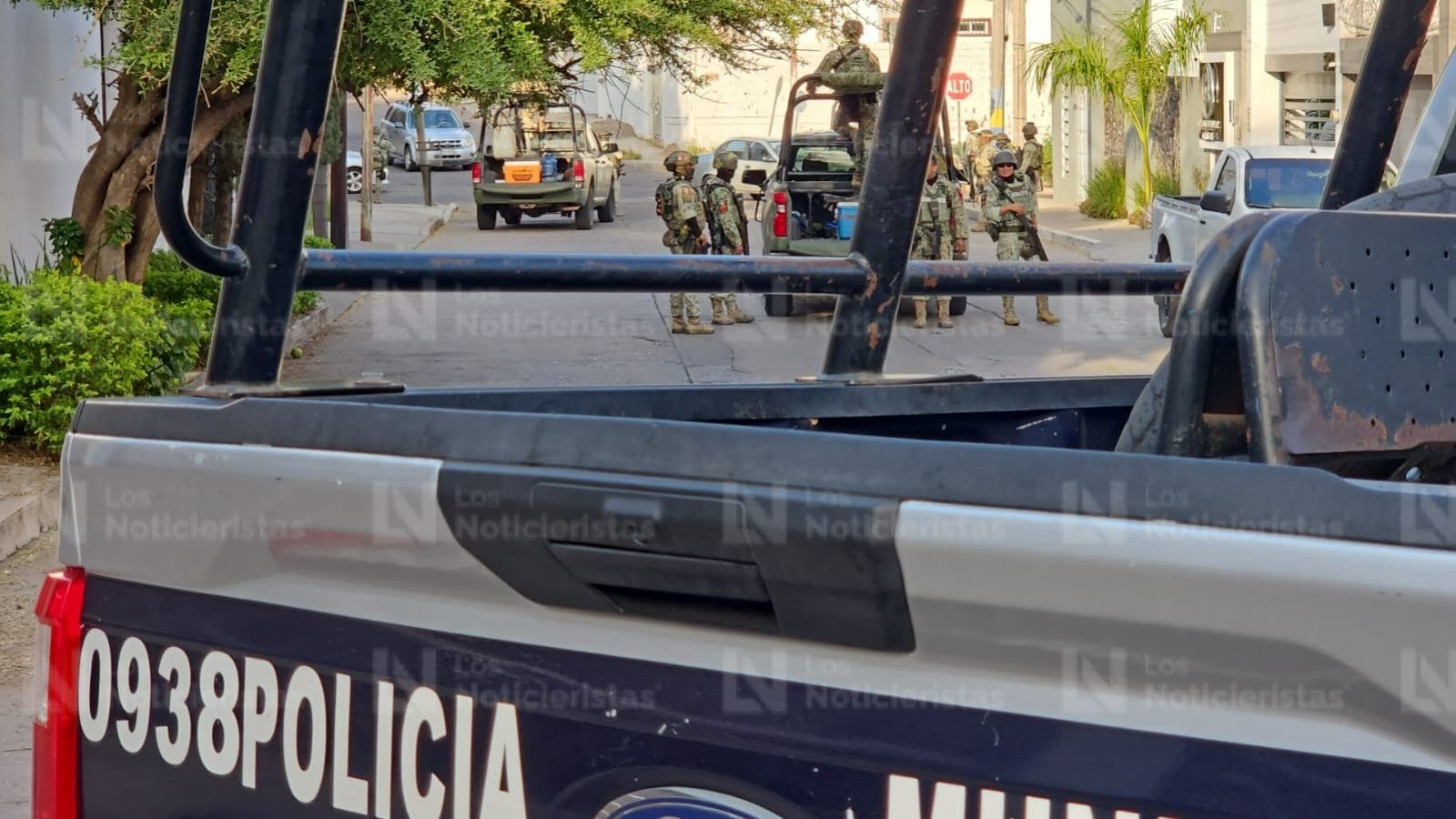 balean dos casas en colonias diferentes de culiacan