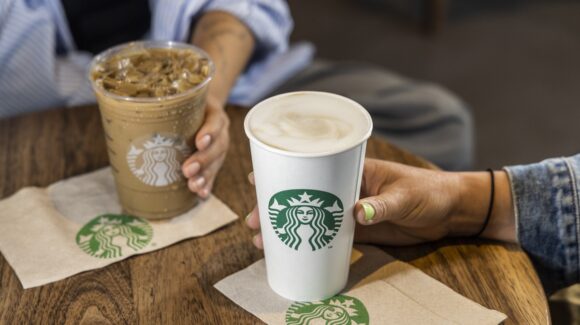 ¡Bebidas tamaño grande a 59 pesos! Consíguelas con ‘Starbucks llega hasta donde estes’; checa esta promo