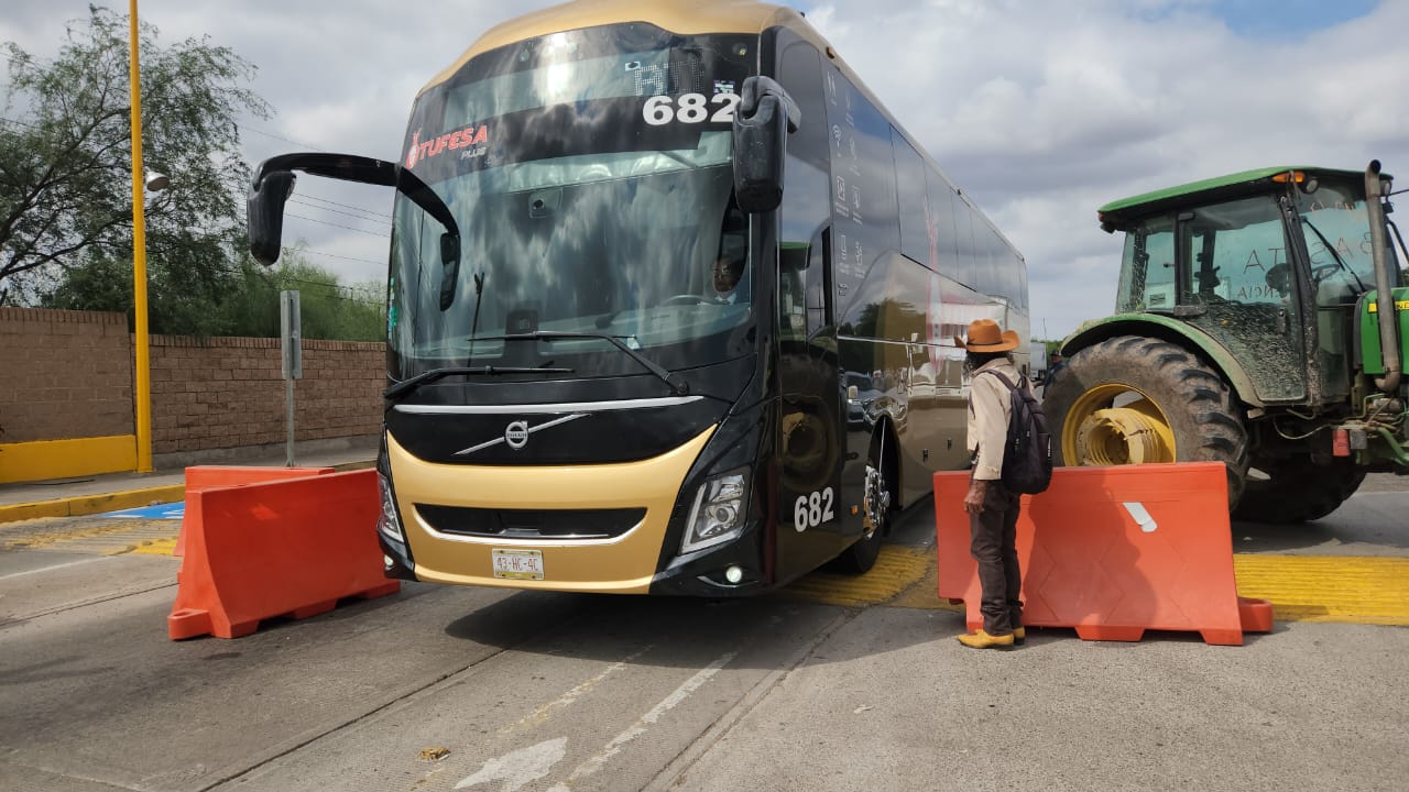 Comienzan las 72 horas de bloqueo carretero en Cuatro Caminos, Guasave, Sinaloa