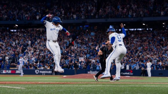Los Blue Jays aplastan a Dodgers en inicio de la Serie Mundial 2025