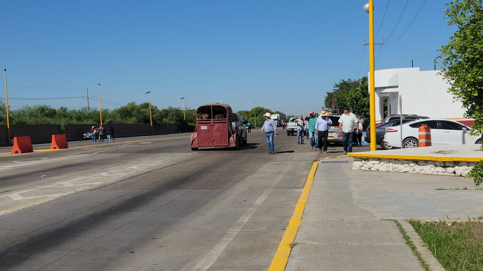 Caseta Cuatro Caminos en Guasave, Sinaloa