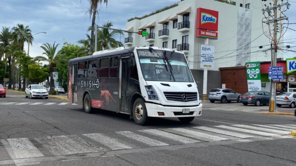 Autoridades se comprometen a revisar ruta de camiones hacia Pradera Dorada y La Cantera de Mazatlán, Sinaloa