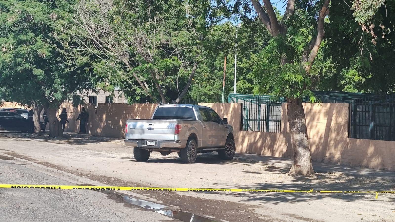 Camioneta de María de Los ángeles, desaparecida en Guasave