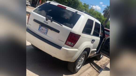 Roban camioneta frente a un domicilio en la colonia La Florida de Guasave, Sinaloa