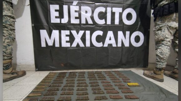 Localizan en Concordia, Sinaloa campamento con equipo táctico y cientos de cartuchos en operativo interinstitucional