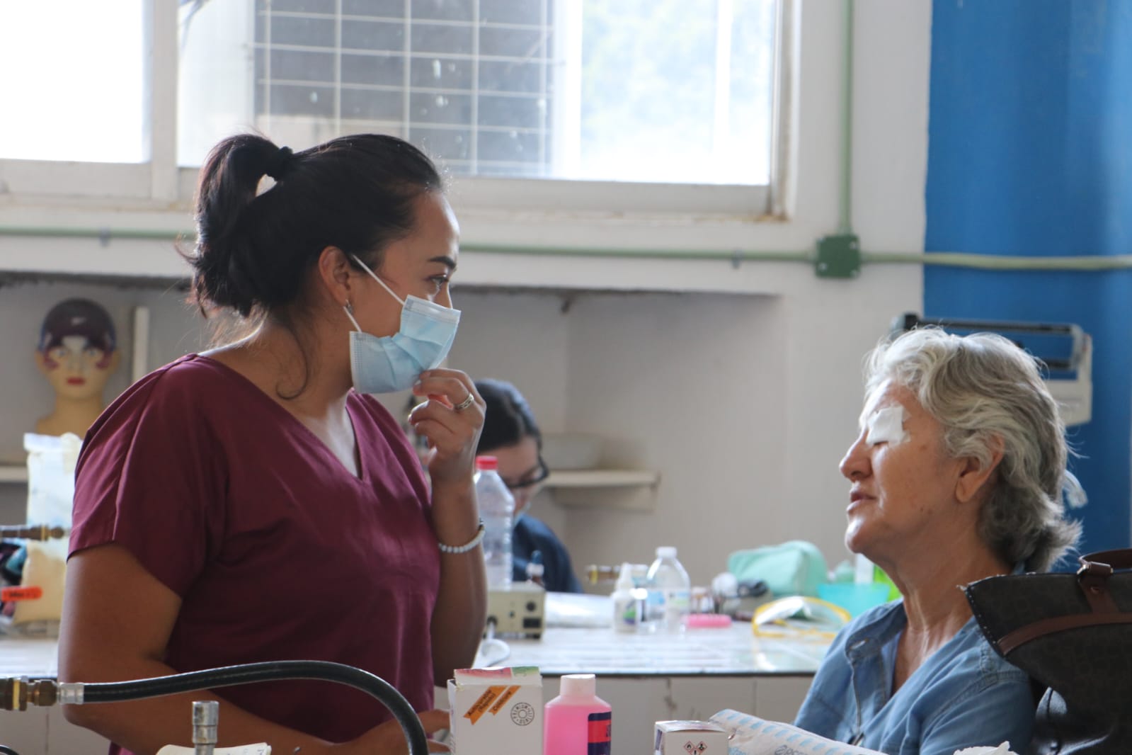 Campaña gratuita de prótesis oculares en Mazatlán, Sinaloa